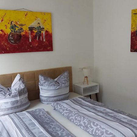 Ferienwohnung Lieser Am Markt エクステリア 写真