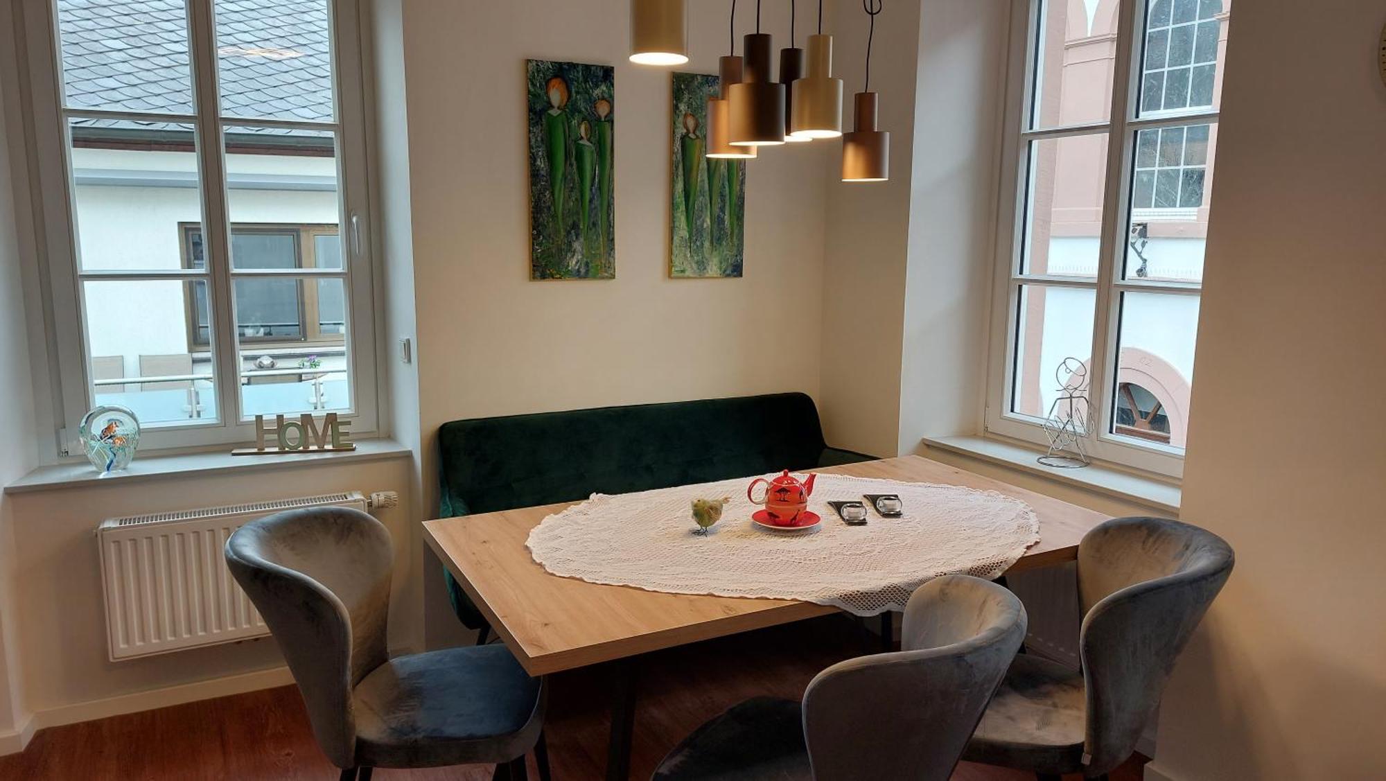 Ferienwohnung Lieser Am Markt エクステリア 写真